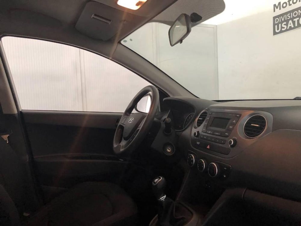 Hyundai i10 usata a Torino (8)