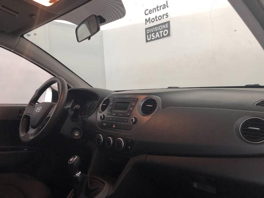 Hyundai i10 usata a Torino (9)