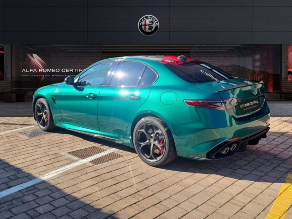 Alfa Romeo Giulia nuova a Monza e Brianza (7)