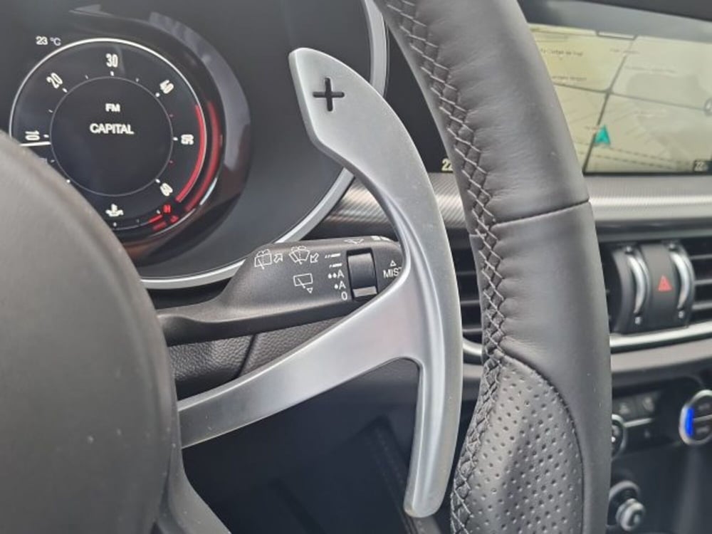 Alfa Romeo Stelvio nuova a Monza e Brianza (19)