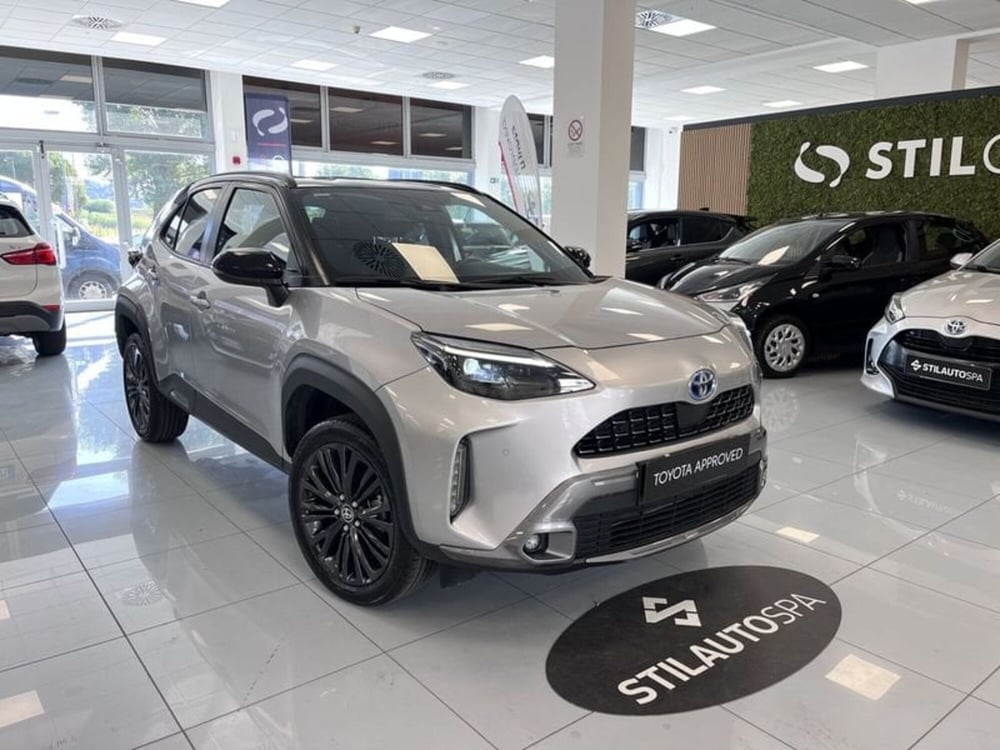Toyota Yaris Cross usata a Prato (3)