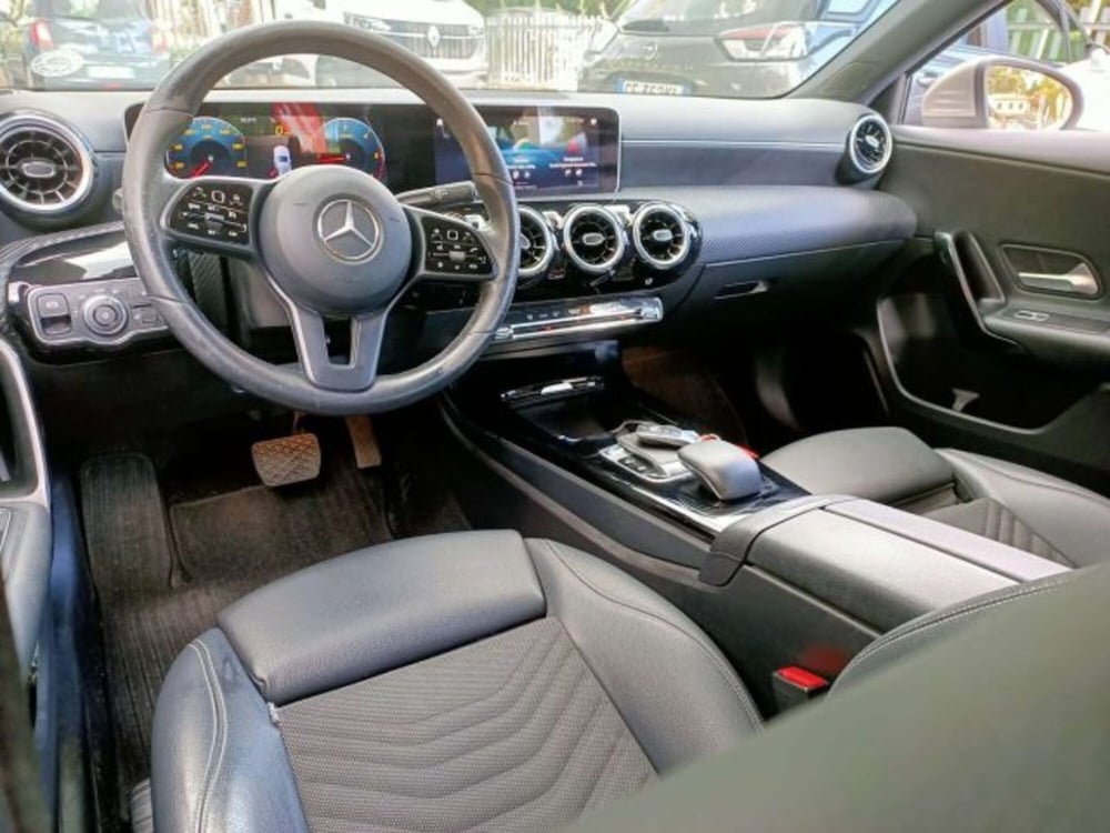 Mercedes-Benz Classe A Sedan usata a Firenze (16)