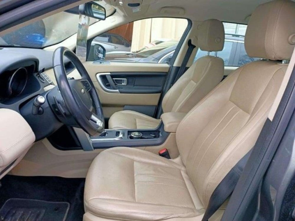 Land Rover Discovery Sport usata a Firenze (16)