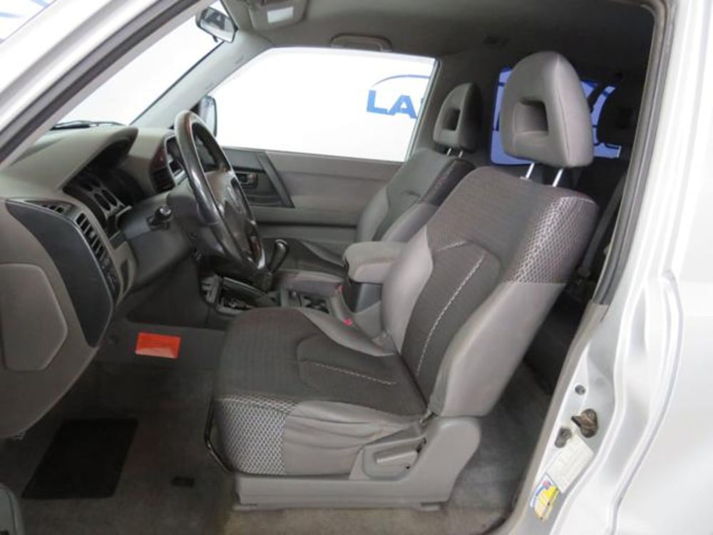 Mitsubishi Pajero usata a Lodi (11)