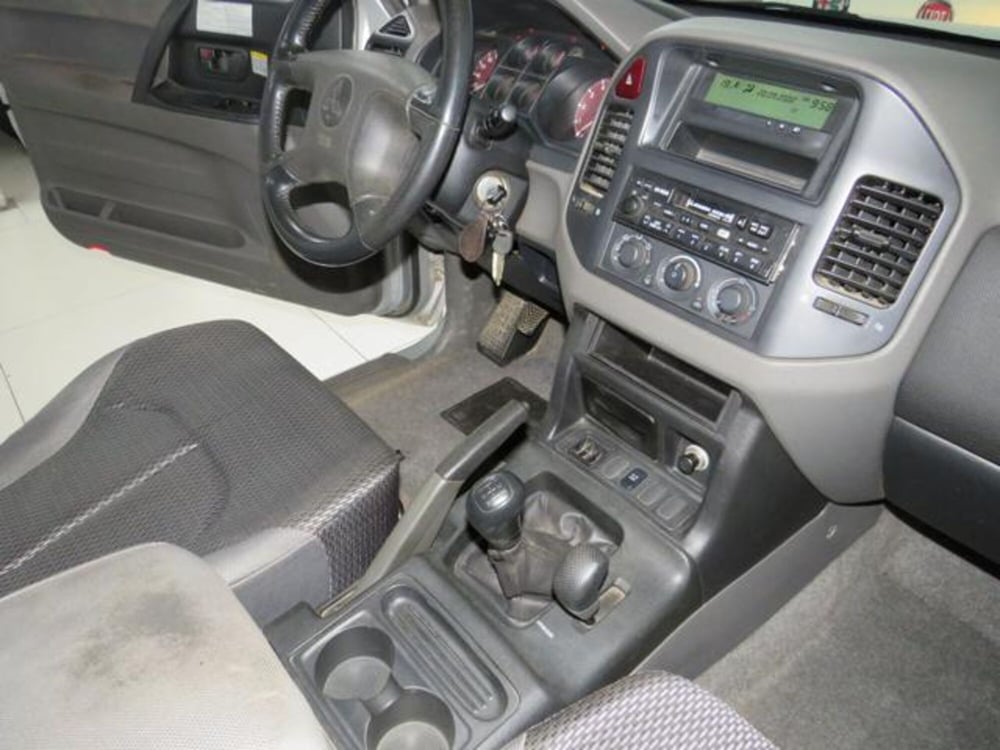 Mitsubishi Pajero usata a Lodi (14)