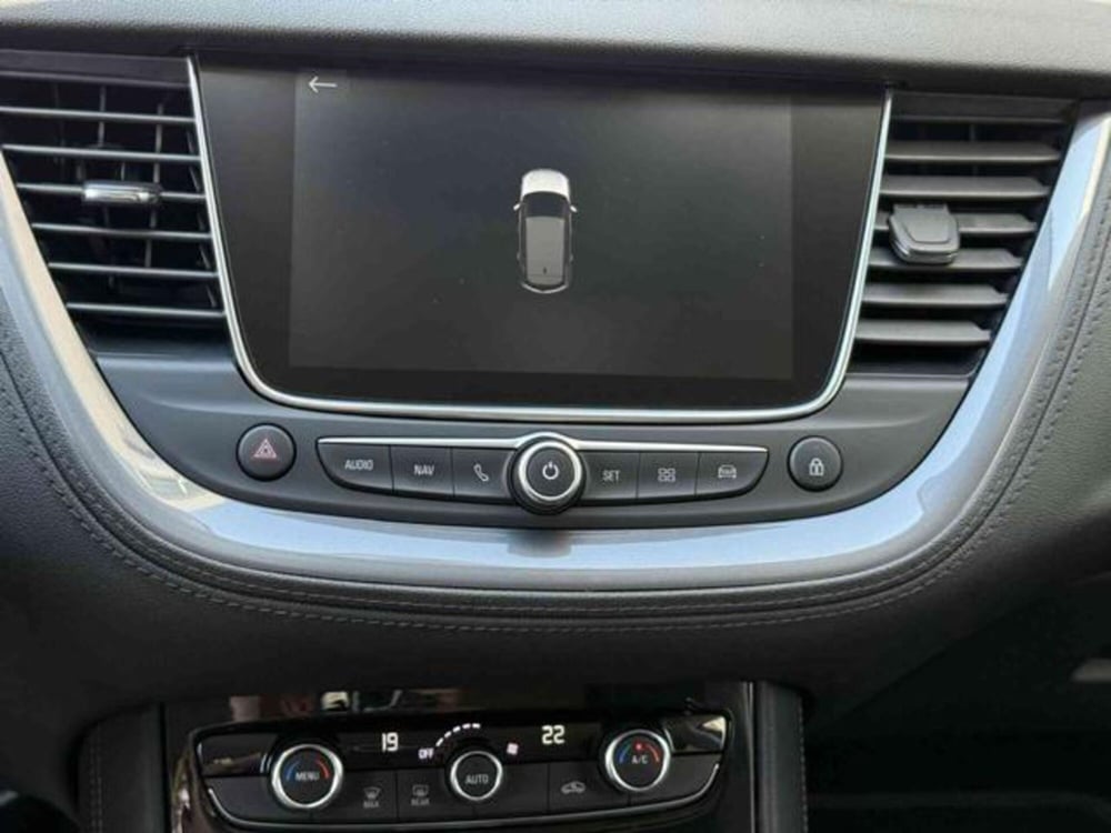 Opel Grandland X usata a Bologna (13)