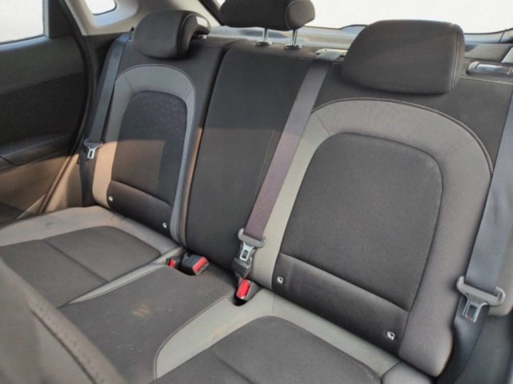 Hyundai Kona usata a Padova (12)