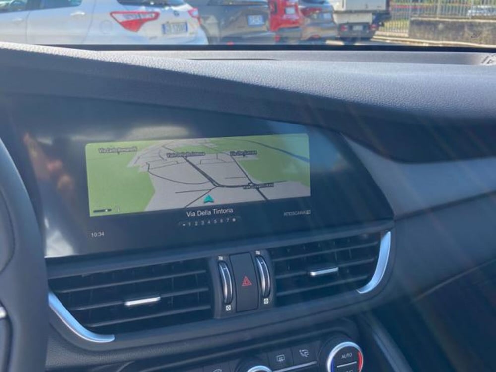 Alfa Romeo Giulia nuova a Firenze (15)
