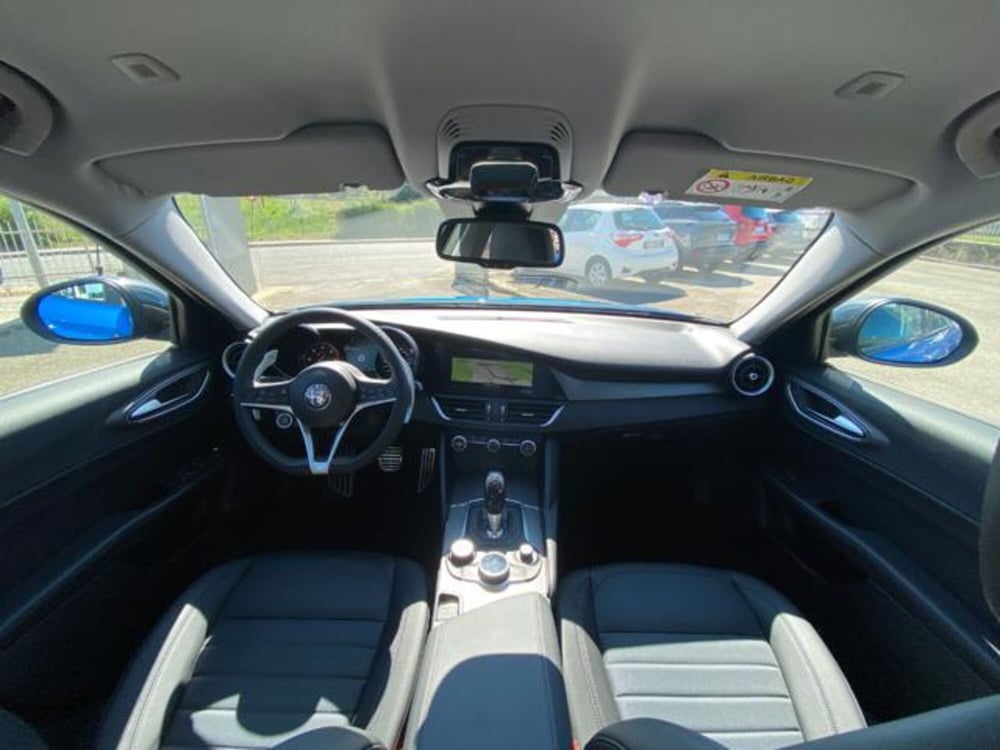 Alfa Romeo Giulia nuova a Firenze (8)