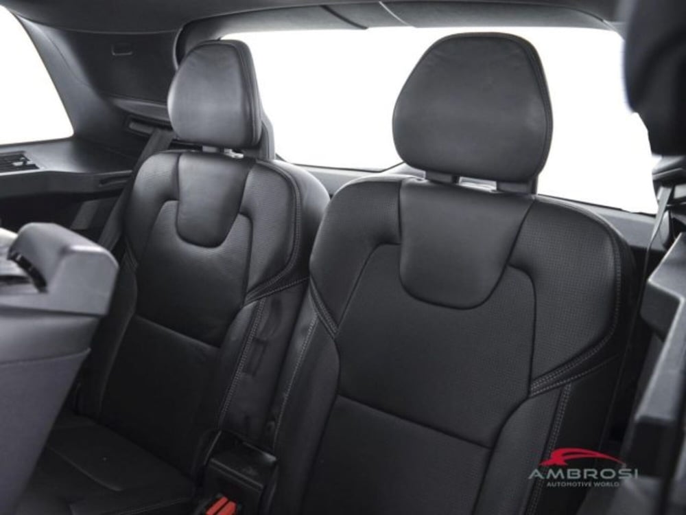 Volvo XC90 usata a Perugia (11)