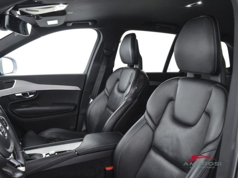 Volvo XC90 usata a Perugia (9)