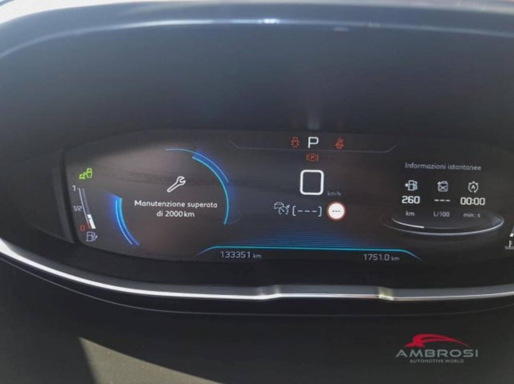 Peugeot 5008 usata a Perugia (11)