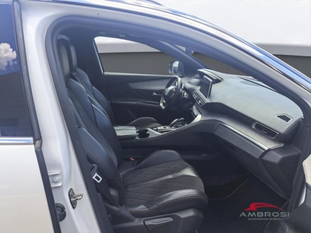 Peugeot 5008 usata a Perugia (10)