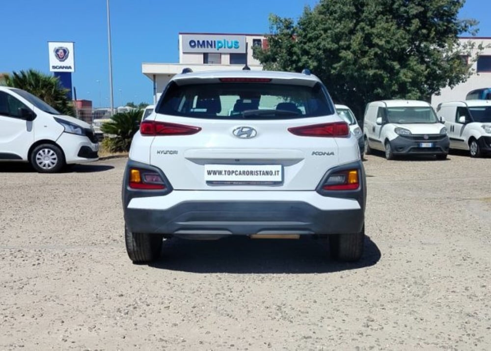 Hyundai Kona usata a Oristano (3)