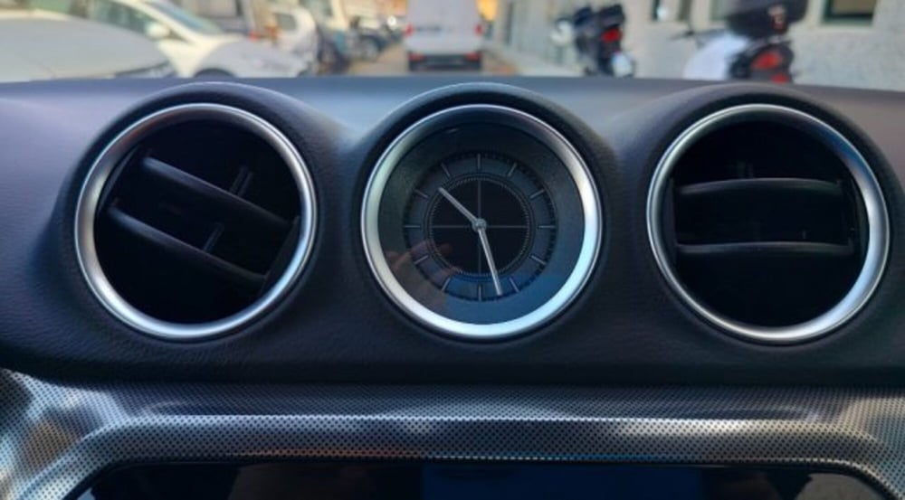 Suzuki Vitara usata a Oristano (18)