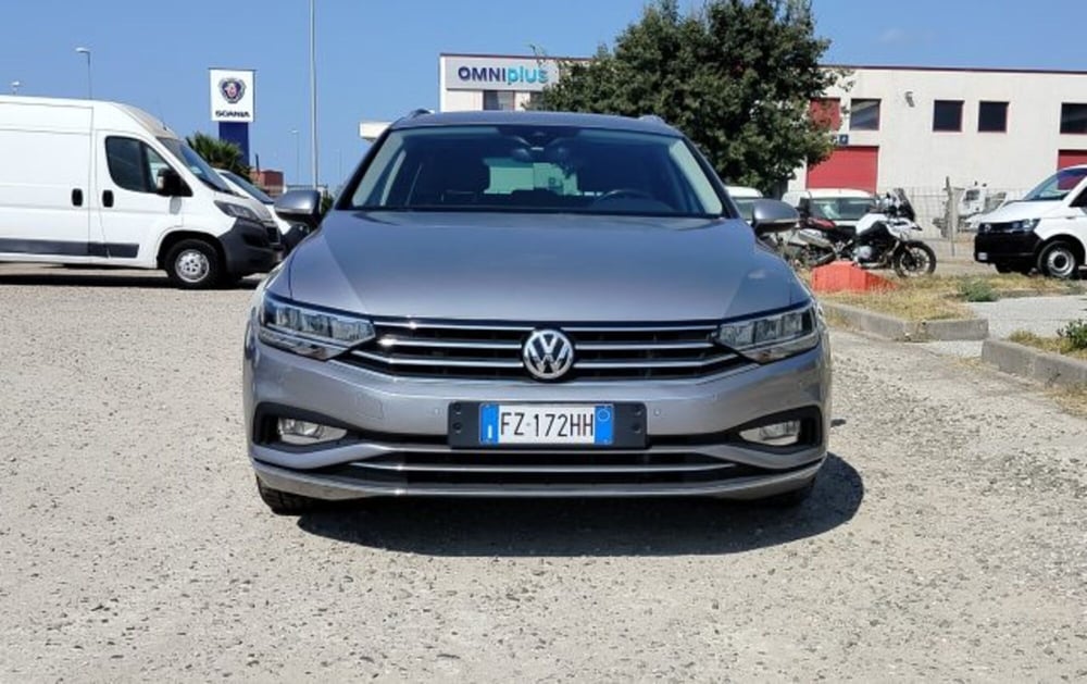 Volkswagen Passat Variant usata a Oristano (8)