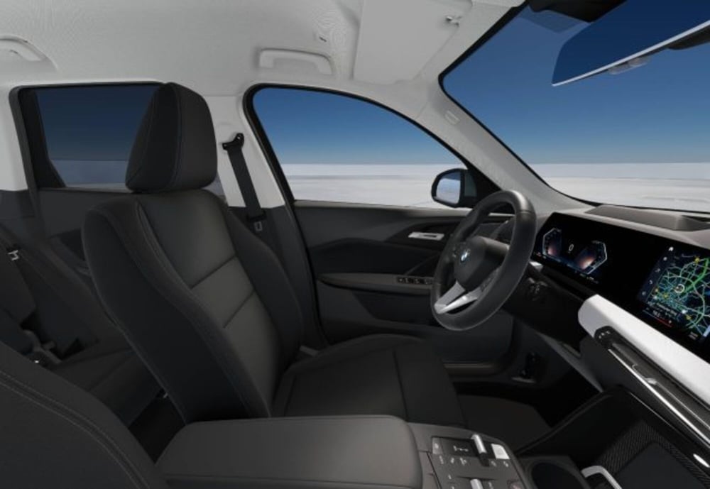 BMW X1 nuova a Modena (10)