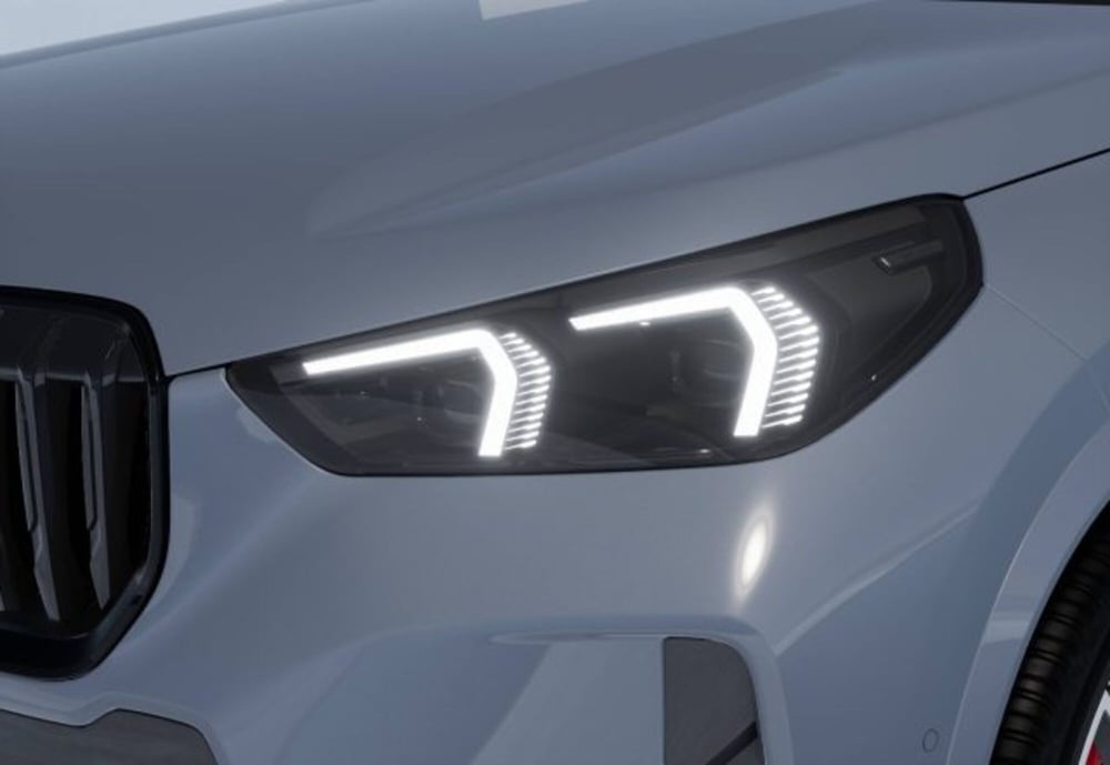 BMW X1 nuova a Modena (7)