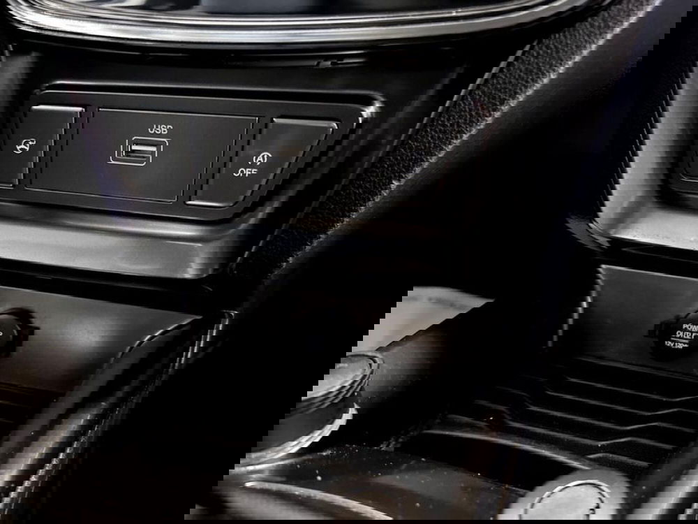 Ssangyong Tivoli usata a Piacenza (13)