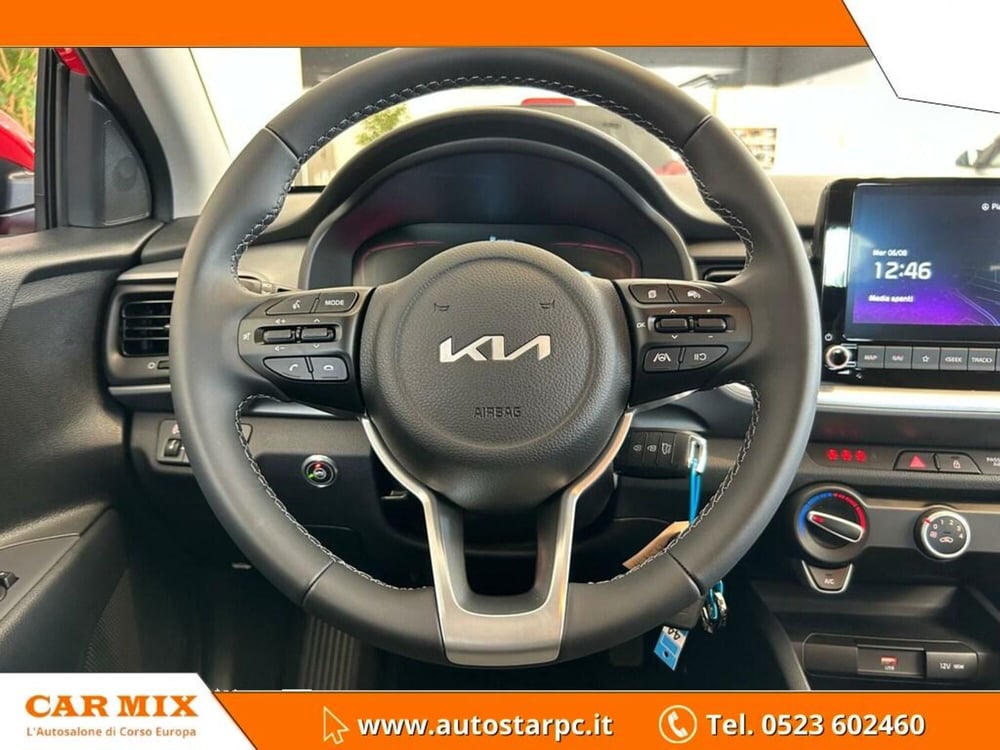Kia Stonic nuova a Piacenza (11)