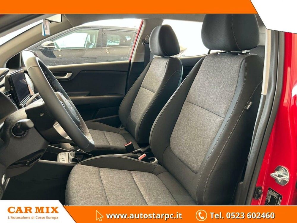 Kia Stonic nuova a Piacenza (9)