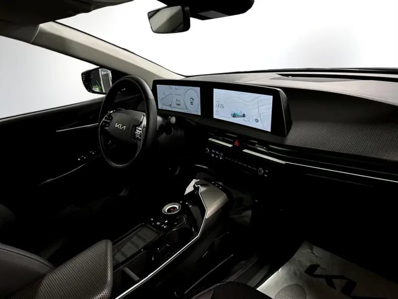 Kia EV6 nuova a Piacenza (14)