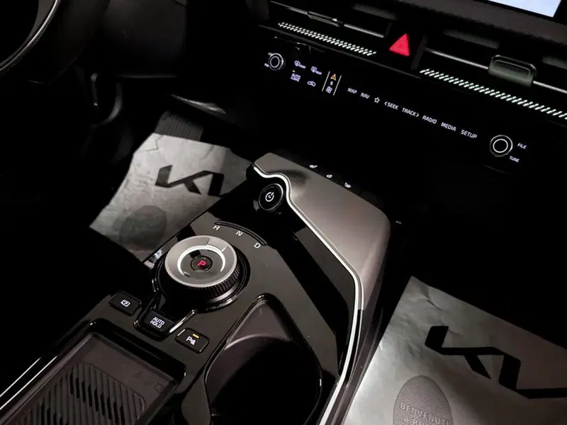 Kia EV6 nuova a Piacenza (15)