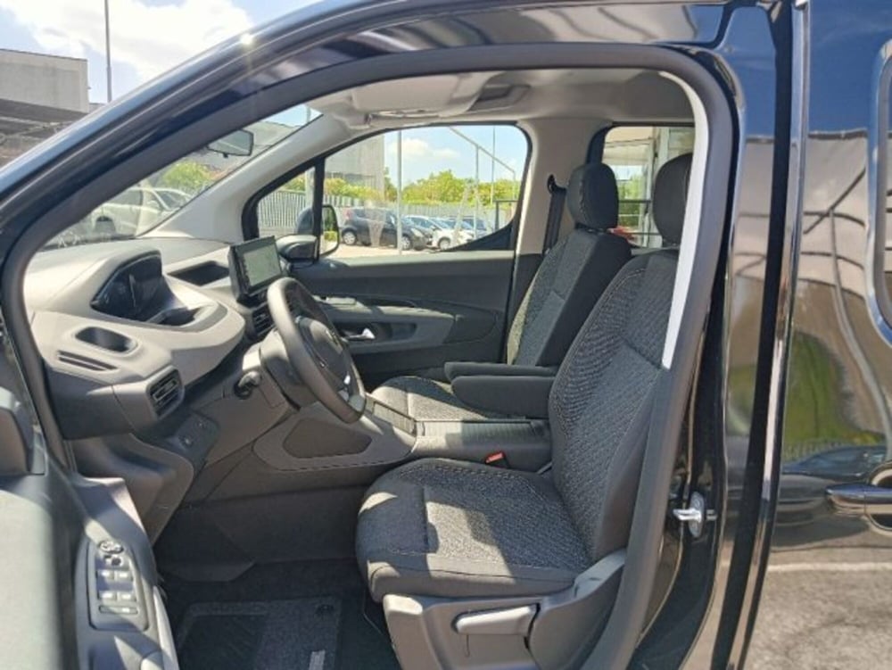 Peugeot Rifter nuova a Brescia (8)