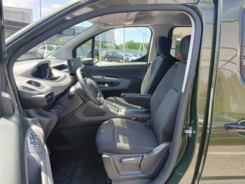 Peugeot Rifter nuova a Brescia (8)