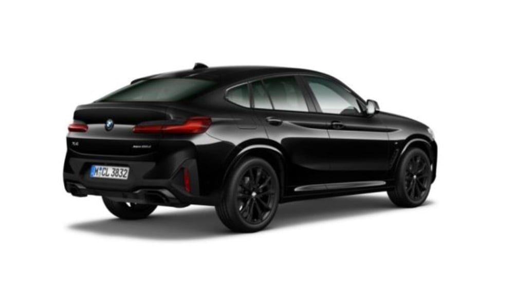 BMW X4 nuova a Verona (2)