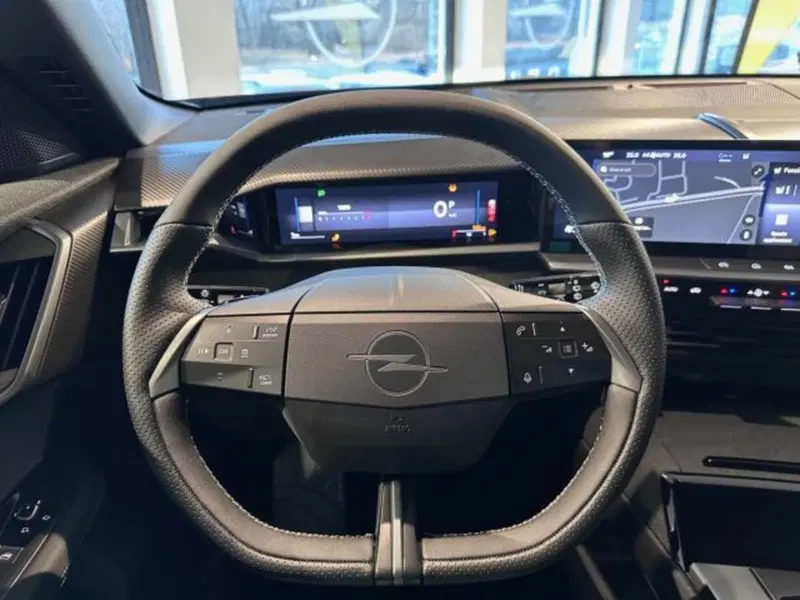 Opel Grandland nuova a Sondrio (12)
