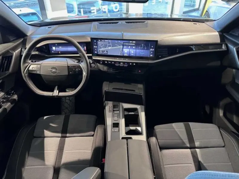 Opel Grandland nuova a Sondrio (13)