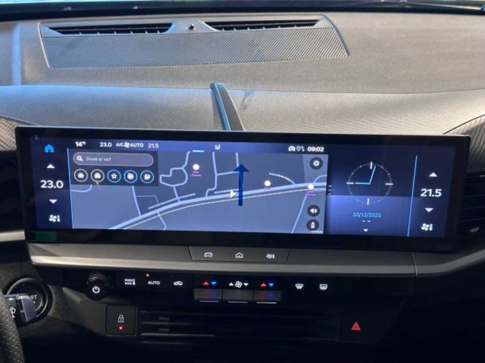 Opel Grandland nuova a Sondrio (18)