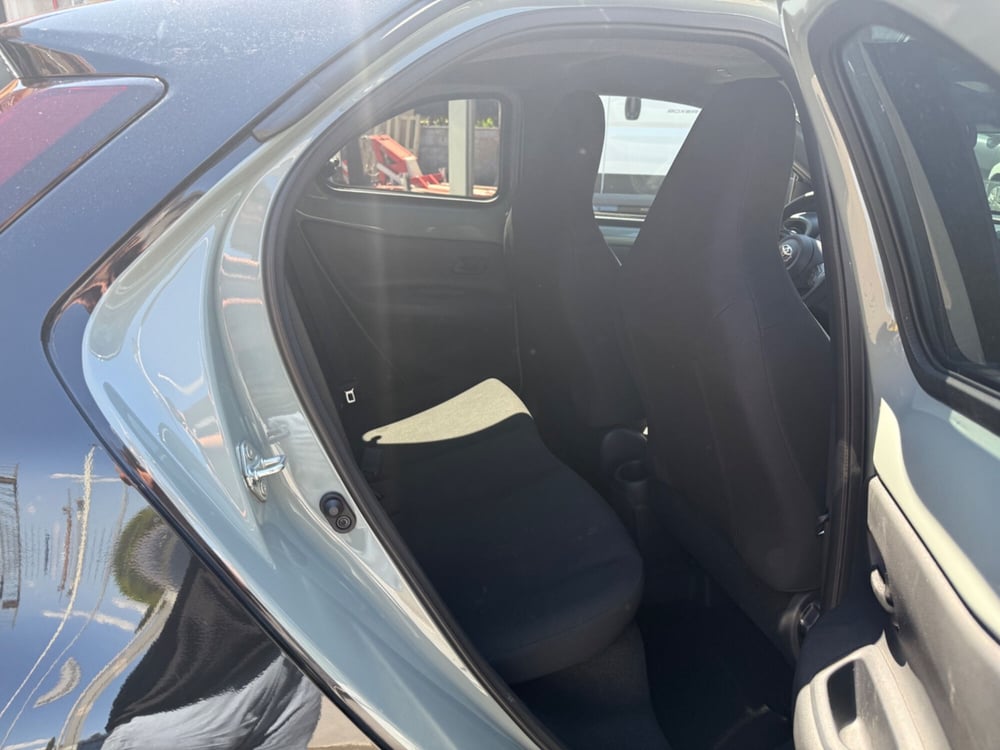 Toyota Aygo X usata a Roma (12)