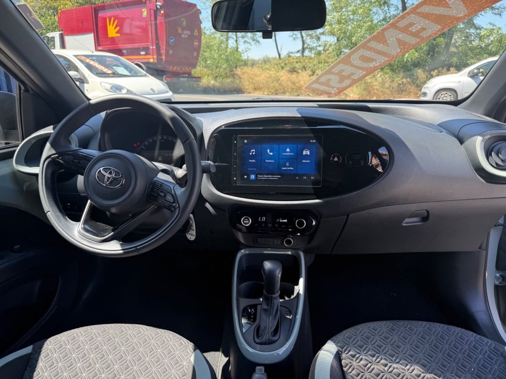 Toyota Aygo X usata a Roma (14)