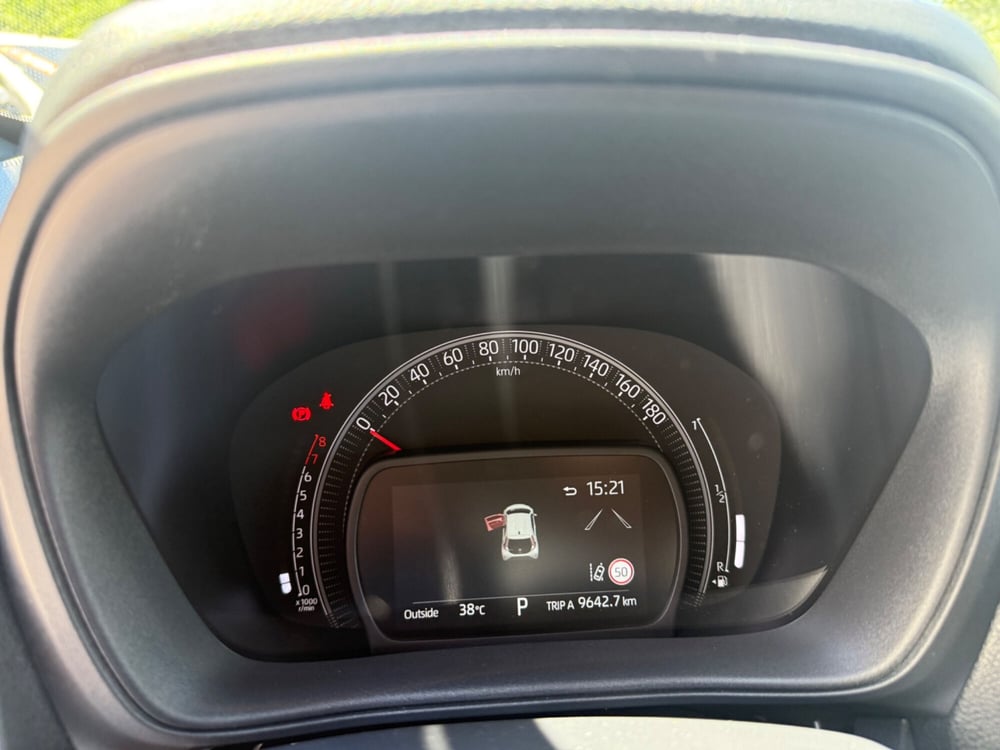 Toyota Aygo X usata a Roma (16)