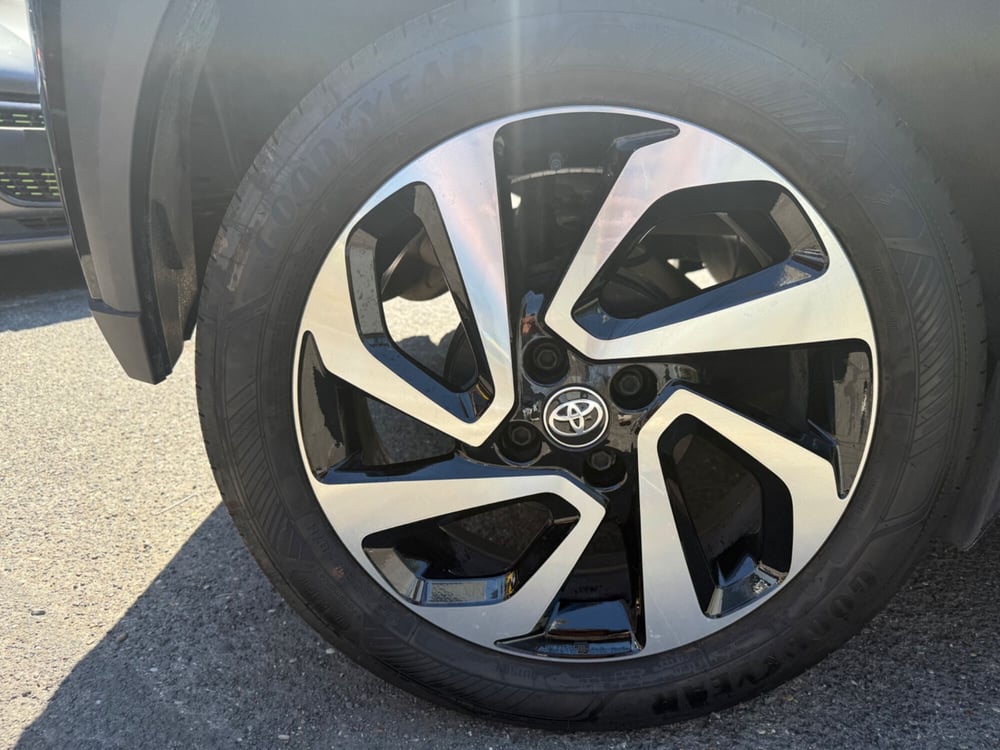 Toyota Aygo X usata a Roma (9)