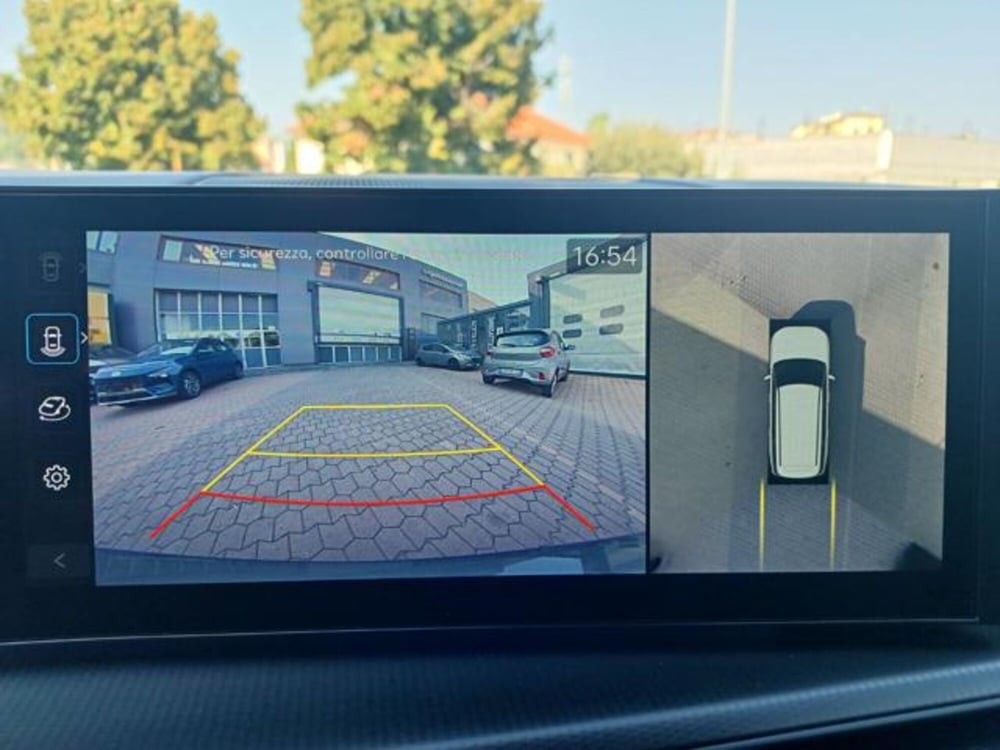 Hyundai Santa Fe usata a Savona (12)