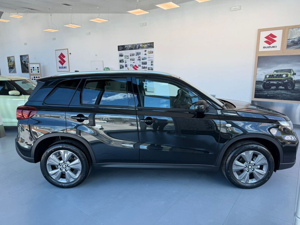 Suzuki Vitara nuova a Ascoli Piceno (5)