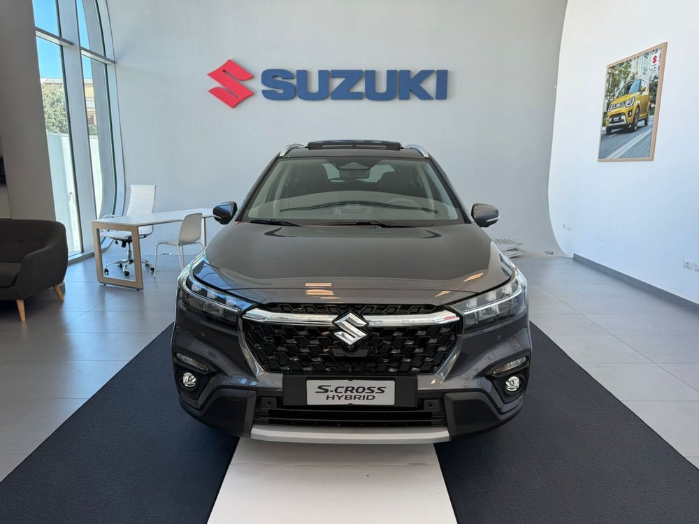 Suzuki S-Cross nuova a Ascoli Piceno (7)