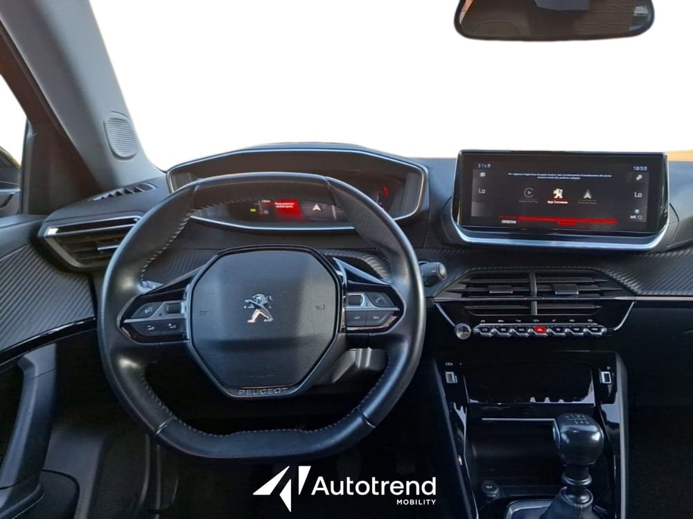 Peugeot 2008 usata a Bari (8)