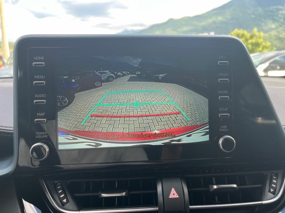 Toyota Toyota C-HR usata a Sondrio (15)