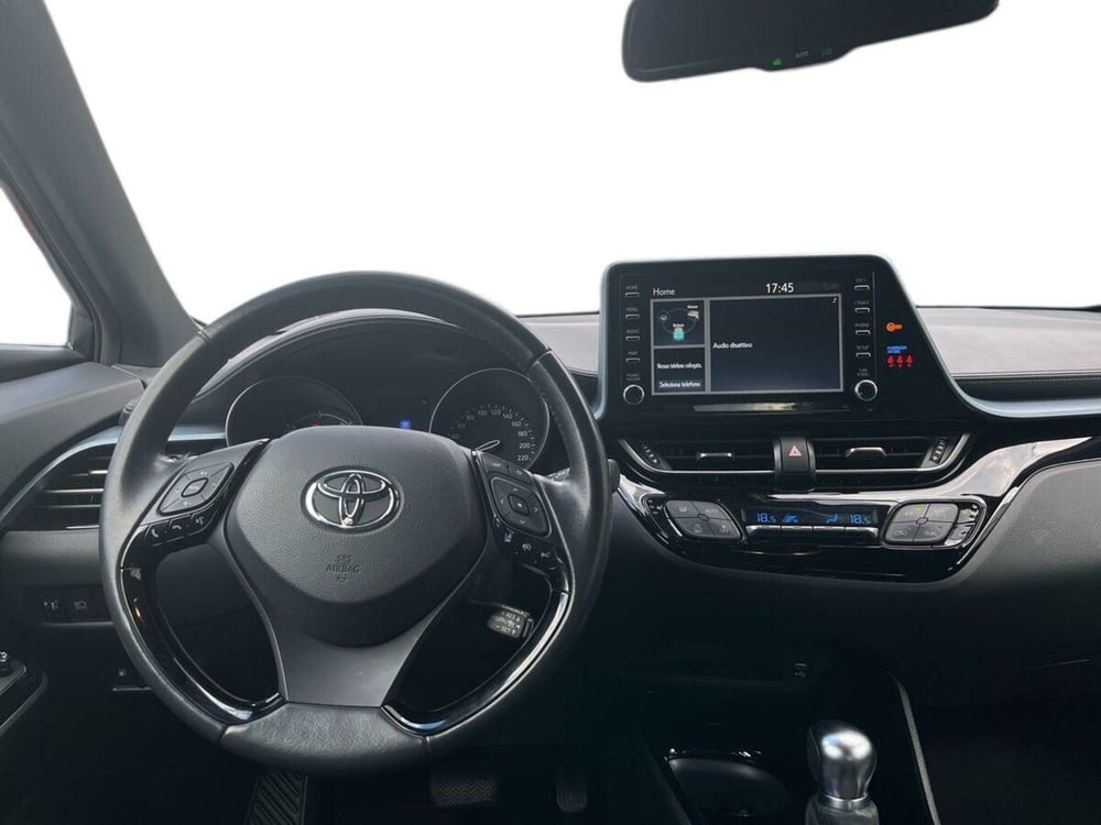 Toyota Toyota C-HR usata a Sondrio (8)