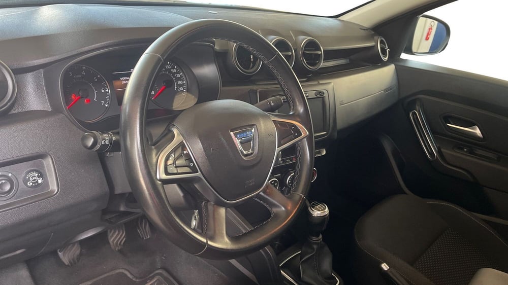 Dacia Duster usata a Catania (12)