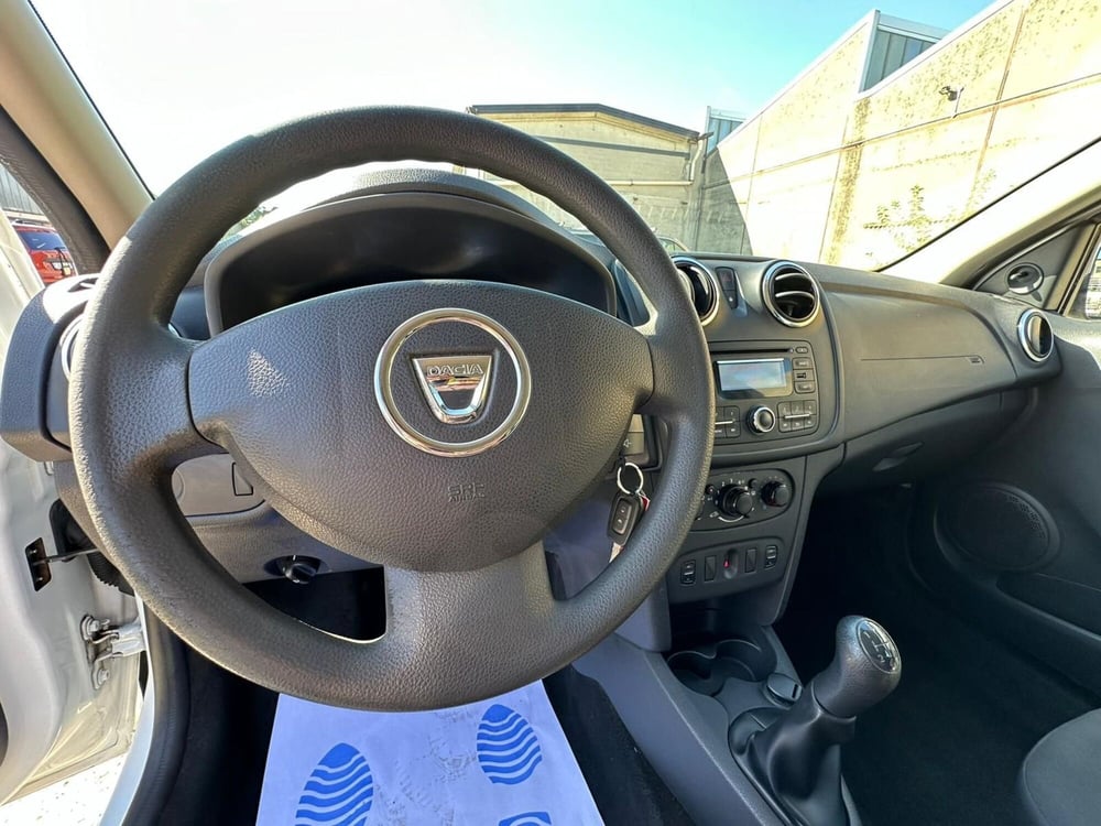 Dacia Logan usata a Monza e Brianza (9)