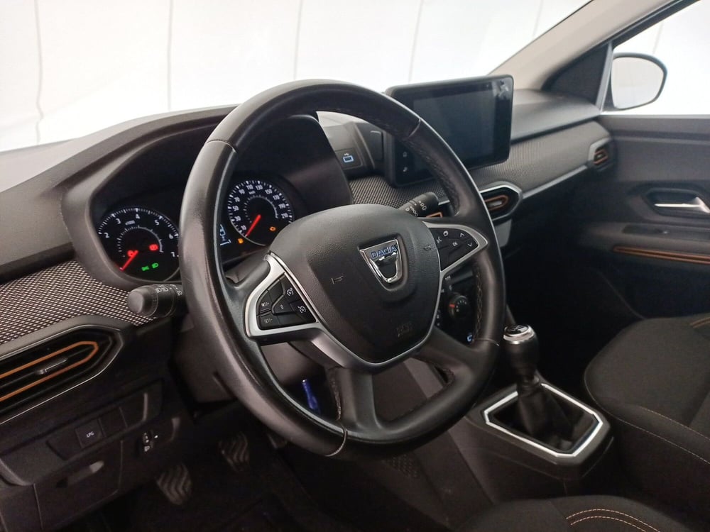 Dacia Sandero usata a Bari (5)