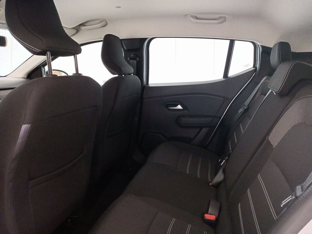 Dacia Sandero usata a Bari (8)