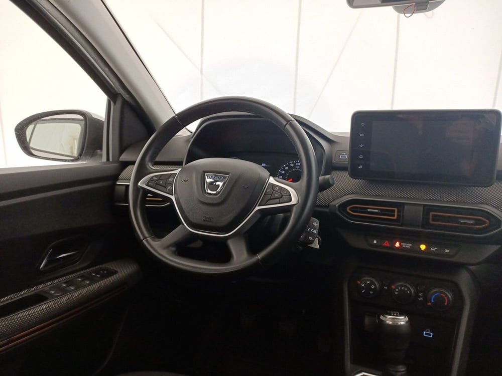 Dacia Sandero usata a Bari (9)