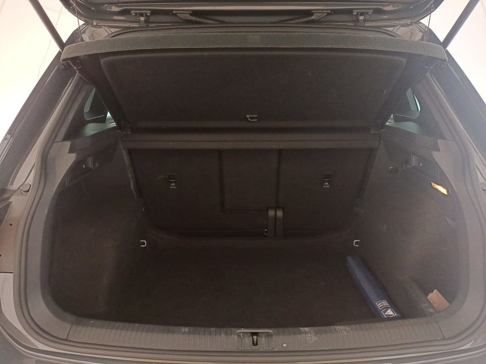 Volkswagen Tiguan usata a Bari (13)