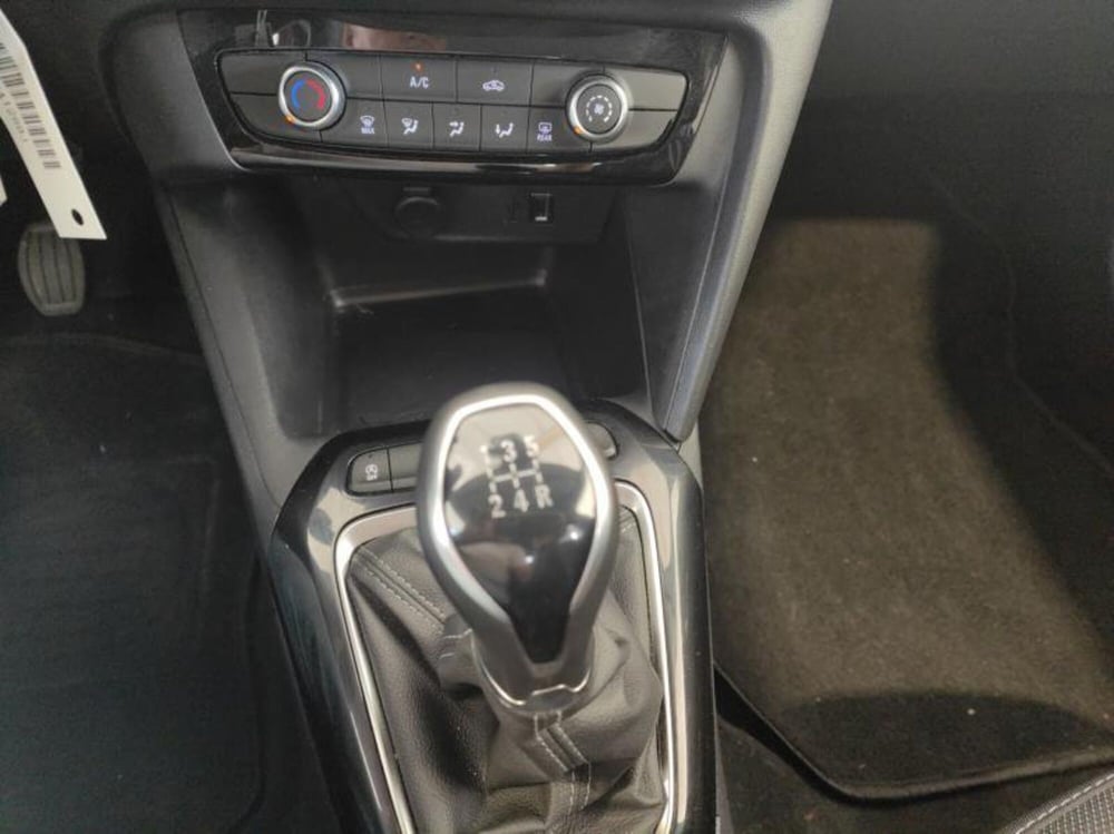 Opel Corsa usata a Genova (16)